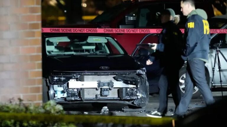 Portland Shooting Intensifies Mayor’s Demand to End ICE Operations